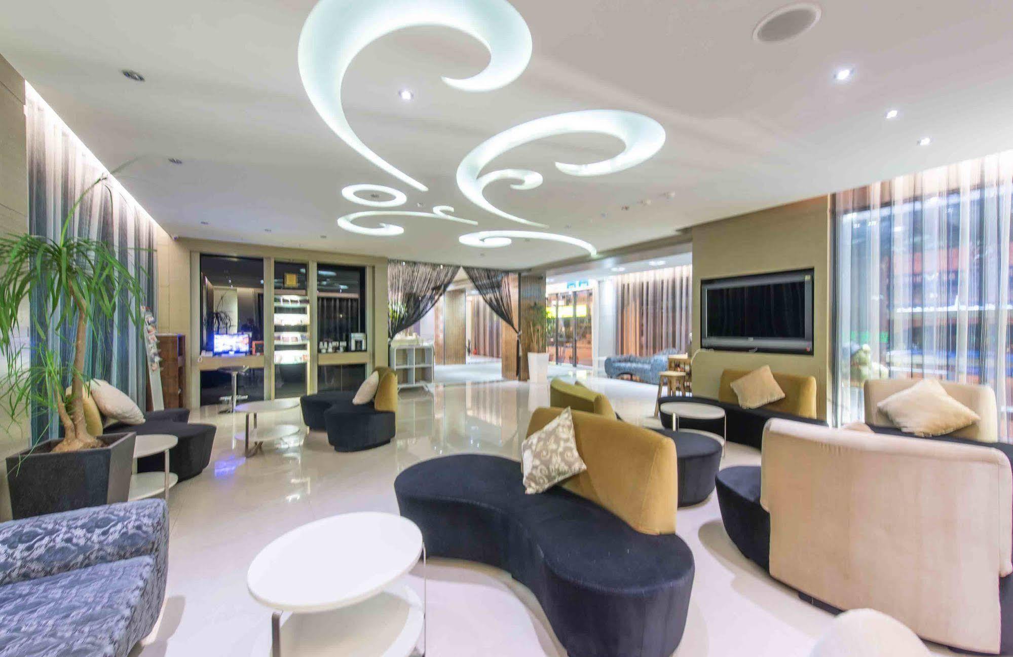 台北馥華商旅 松江館 Hotel Tajpej Kültér fotó